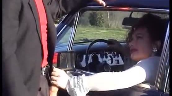 Jessica rizzo gives a blow job in a luxury car